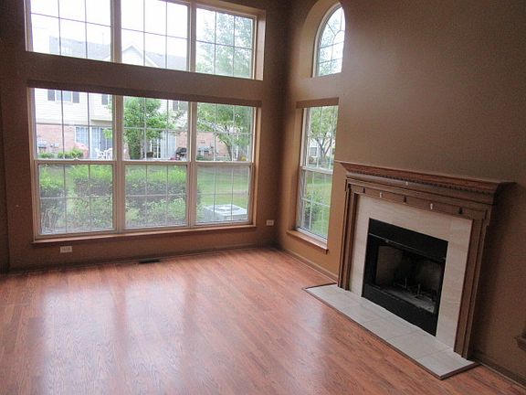 2nd image of 1797 Grove Ave #1797