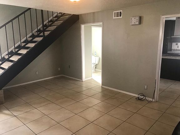 4th image of 606 E Fesler St
