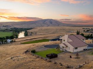 16132 E Love Ln, Benton City, WA
