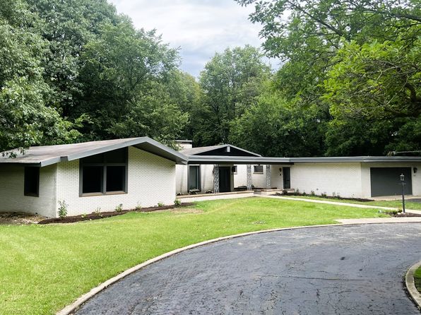 2 Timber Ridge St, Streator, IL 61364
