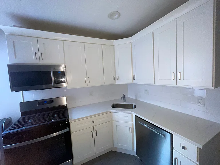 1434 E Lycoming St #2 — Photo 11