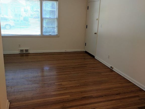 4th image of 717 E Henry Clay St APT 2