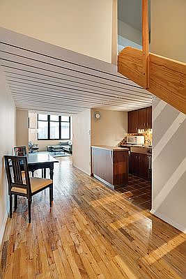 4th image of 421 Hudson St APT 715