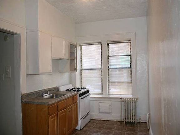 5th image of 645 Summer Ave #11