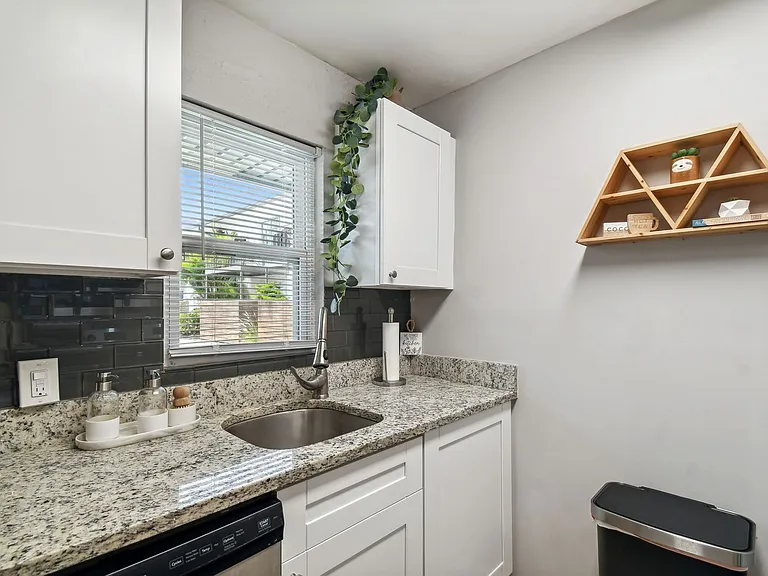 Great Location - SOUTH TAMPA - SOHO / Hyde Park Area — Photo 8