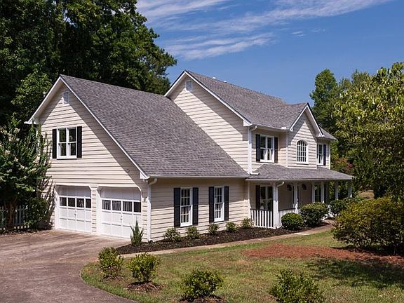 2nd image of 4895 Willow Creek Dr