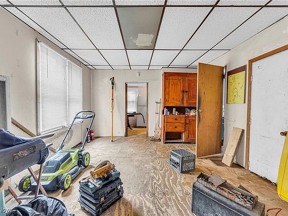 4th image of 6207 Fir Ave