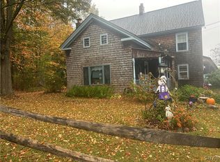 9121 Paris Hill Rd, Sauquoit, NY 13456