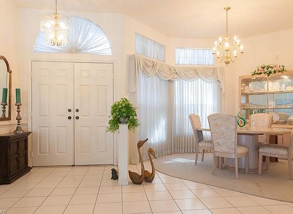 3rd image of 8261 Arborfield Ct