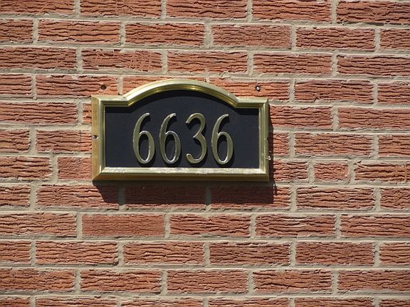 2nd image of 6636 N Harlem Ave APT 1W