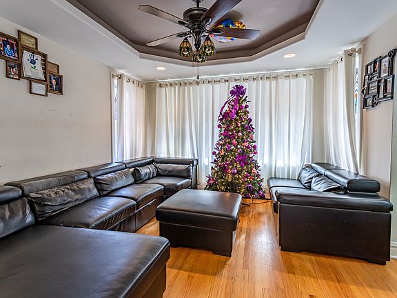 3rd image of 5056 W 31st St