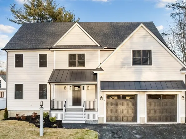 395 Vernon St, Wakefield, MA 01880