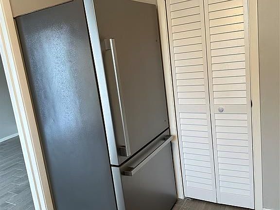 5th image of 11710 Southlake Dr Unit 3