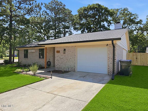 2nd image of 7364 Pebblebrook Drive