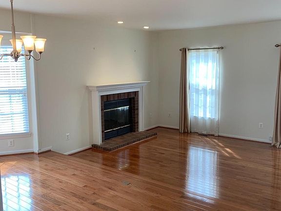 5th image of 7032 Gatton Sq