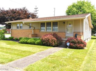 557 Gladys St, Hubbard, OH 44425