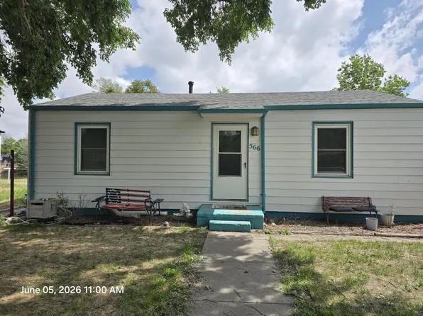 566 Charlotte Dr, Sidney, NE 69162