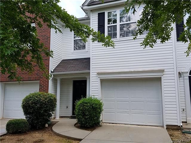 1st image of 2133 Whispering Way