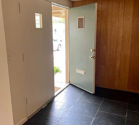 3rd image of 5348 Lehigh St