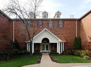 561 Sarah Ln APT 304, Saint Louis, MO