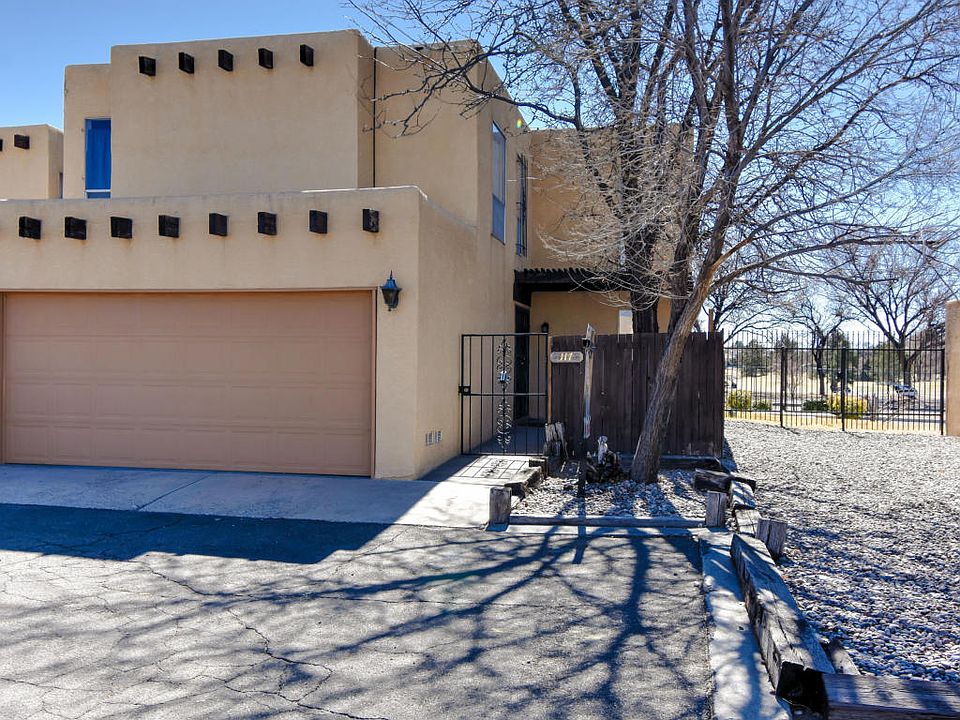 1st image of 117 Calle Olas Altos NE
