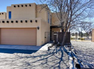 117 Calle Olas Altos NE, Albuquerque, NM 87109