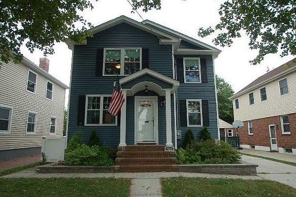 1st image of 520 N 7th St