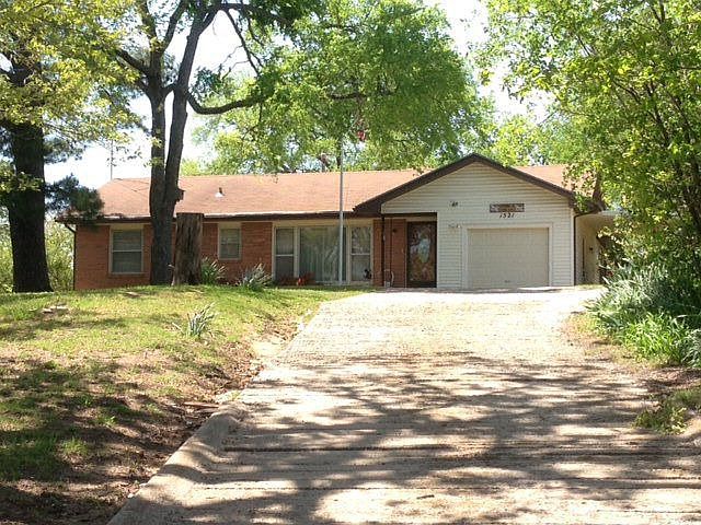 1st image of 1521 Scenic Dr