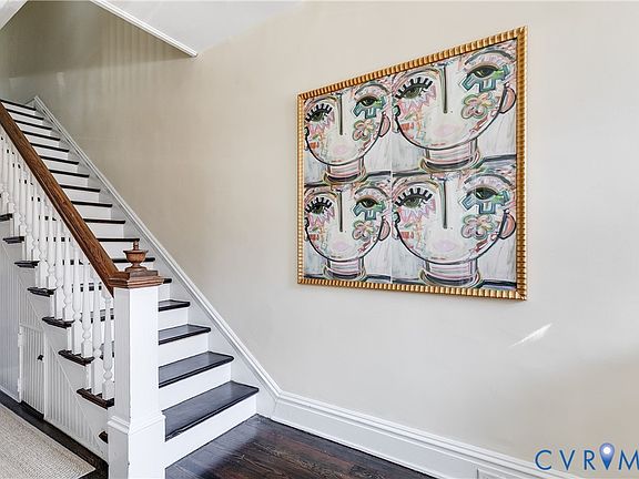 5th image of 200 Strawberry St