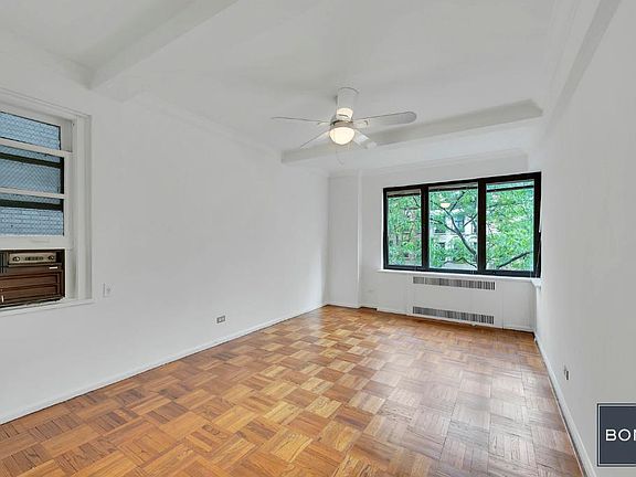 4th image of 120 E 79th St APT 4C