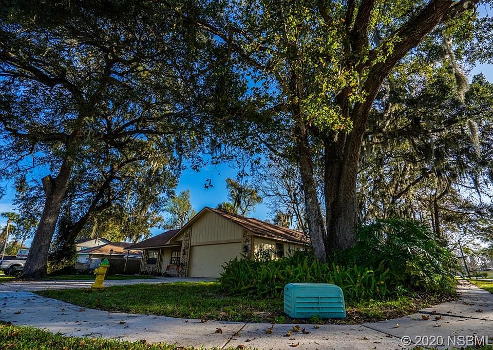 1st image of 957 Tall Pine Dr
