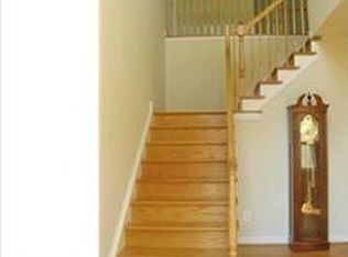 110 Turnberry Dr, Avondale, PA 19311