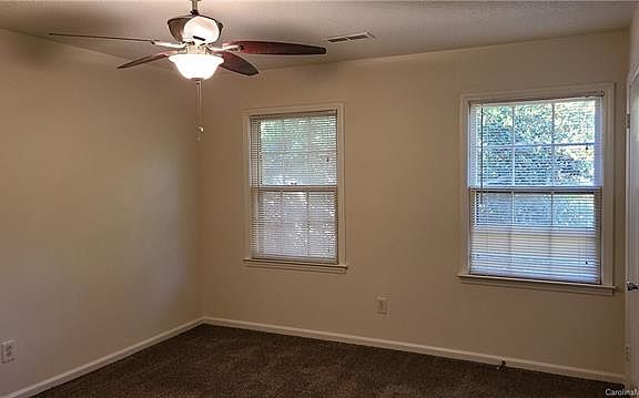 2nd image of 4780 Old Lantern Way