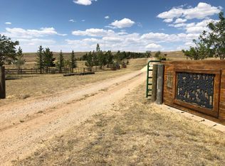 711 E Antelope Rd, Douglas, WY 82633