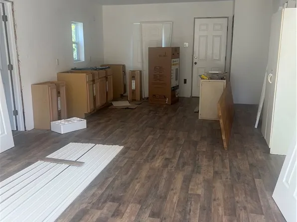 3800 Parrott Ave, Waco, TX 76707