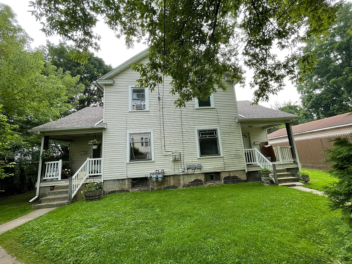 Building Photo - 1111 Otter St #B
