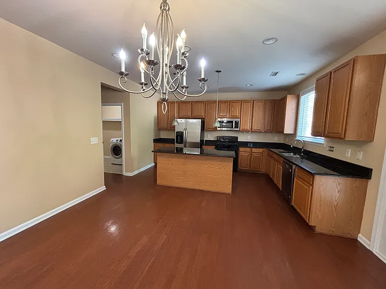 302 Lime Creek Ct — Photo 6