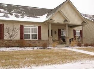 343 Lake Side View Ln, Saint Peters, MO 63376