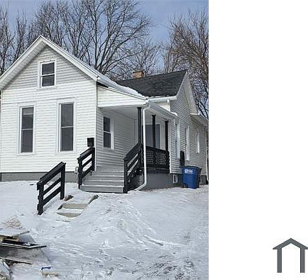 1st image of 866 Prouty Ave