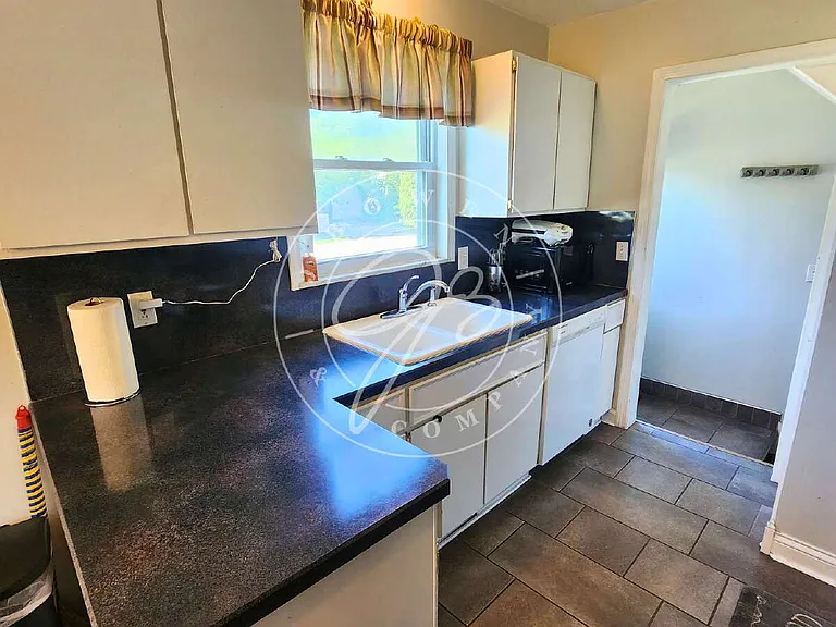 2701 Latonia Blvd — Photo 11