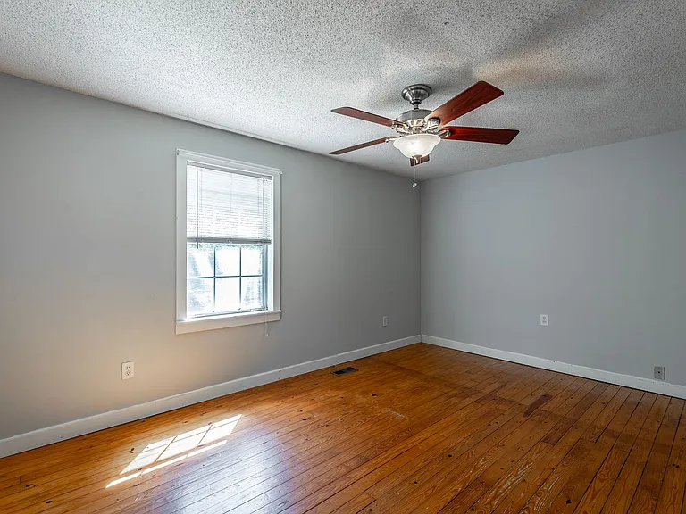 3508 Myrtle Ave — Photo 12