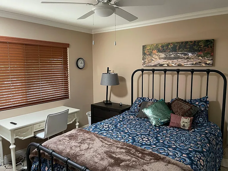 4241 Sandburg Way — Photo 9