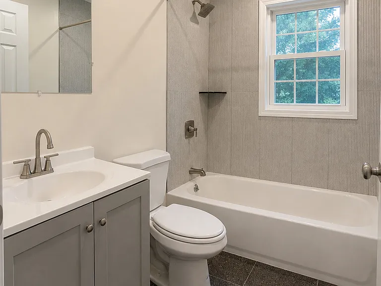 7 Maple St #1 — Photo 7