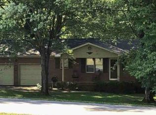 124 Queens Dr, King, NC 27021