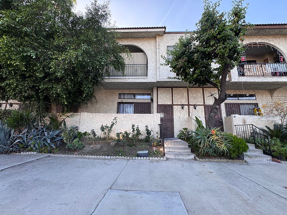 1st image of 13243 Vanowen St APT 5