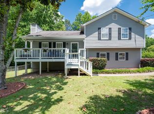 3030 Westview Dr, Powder Springs, GA 30127