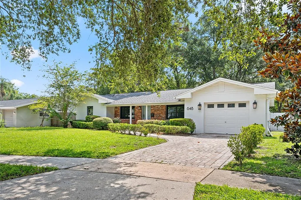 3 bed, 2.0 bath, 1554 sqft, $4,400 — Photo 2
