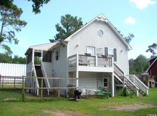 47 Pine Acres Rd, Wanchese, NC 27981