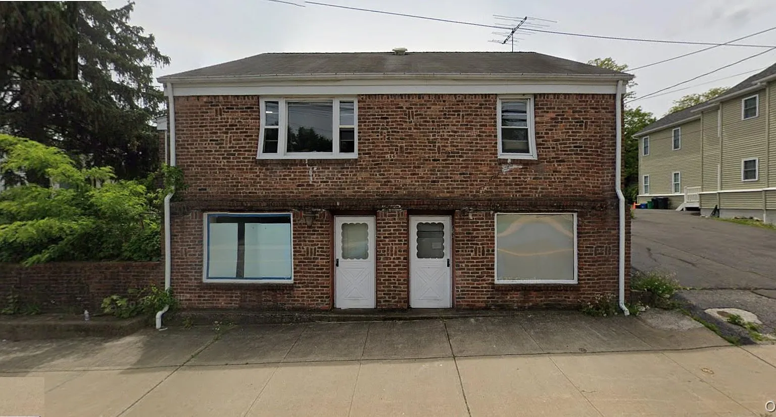 3 bed, 1359 sqft, $3,600 — Photo 1