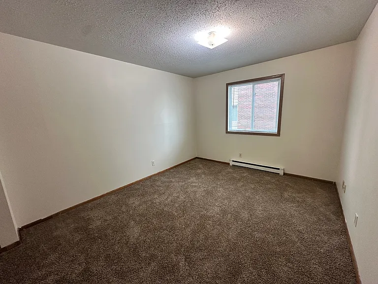 24th St. Apartments — Photo 19